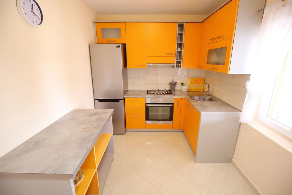 Apartment Marta Ražanac Esterno foto